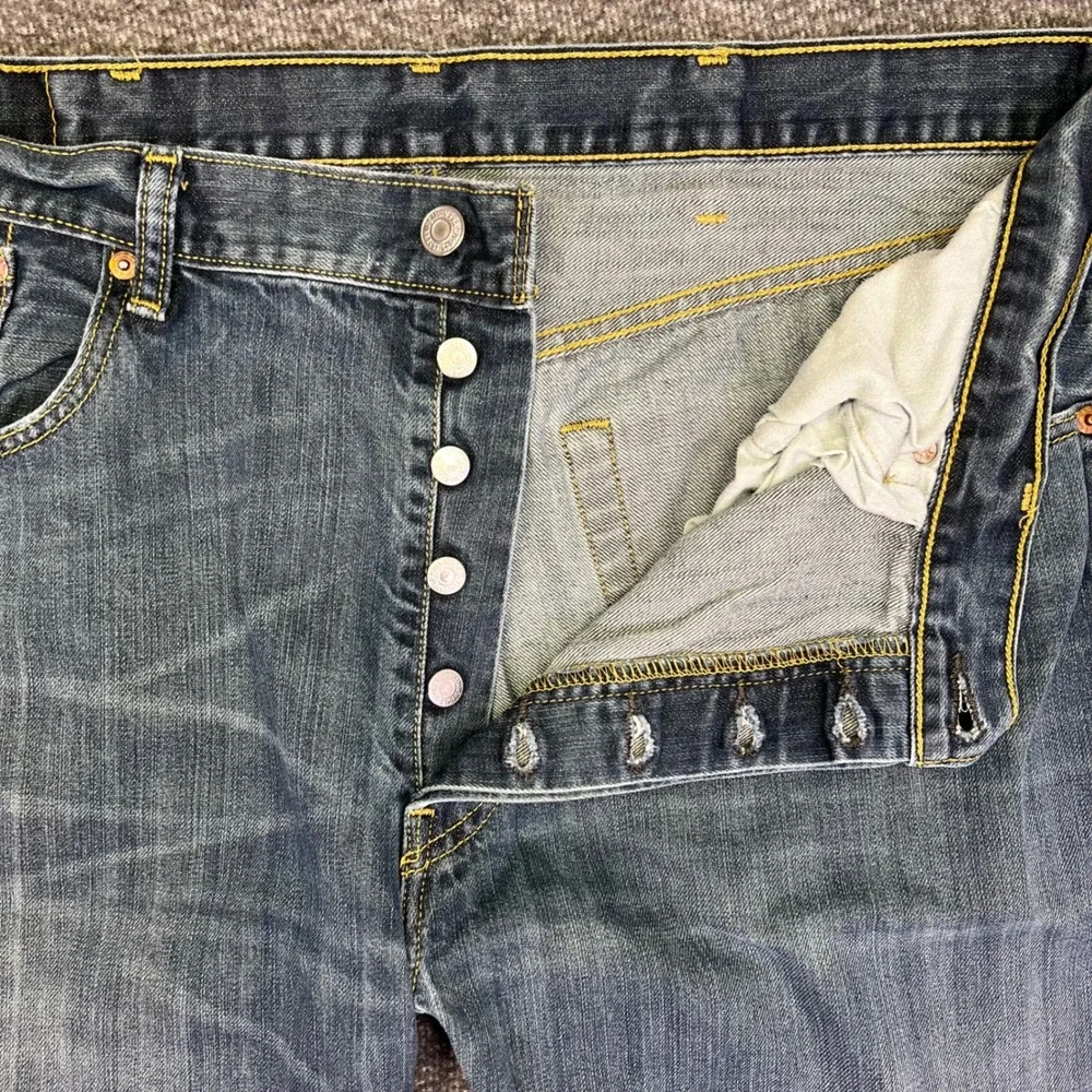 Levis 501 Original Fit Jeans Mens 37x33 Blue Straight Classic Casual Button Fly
